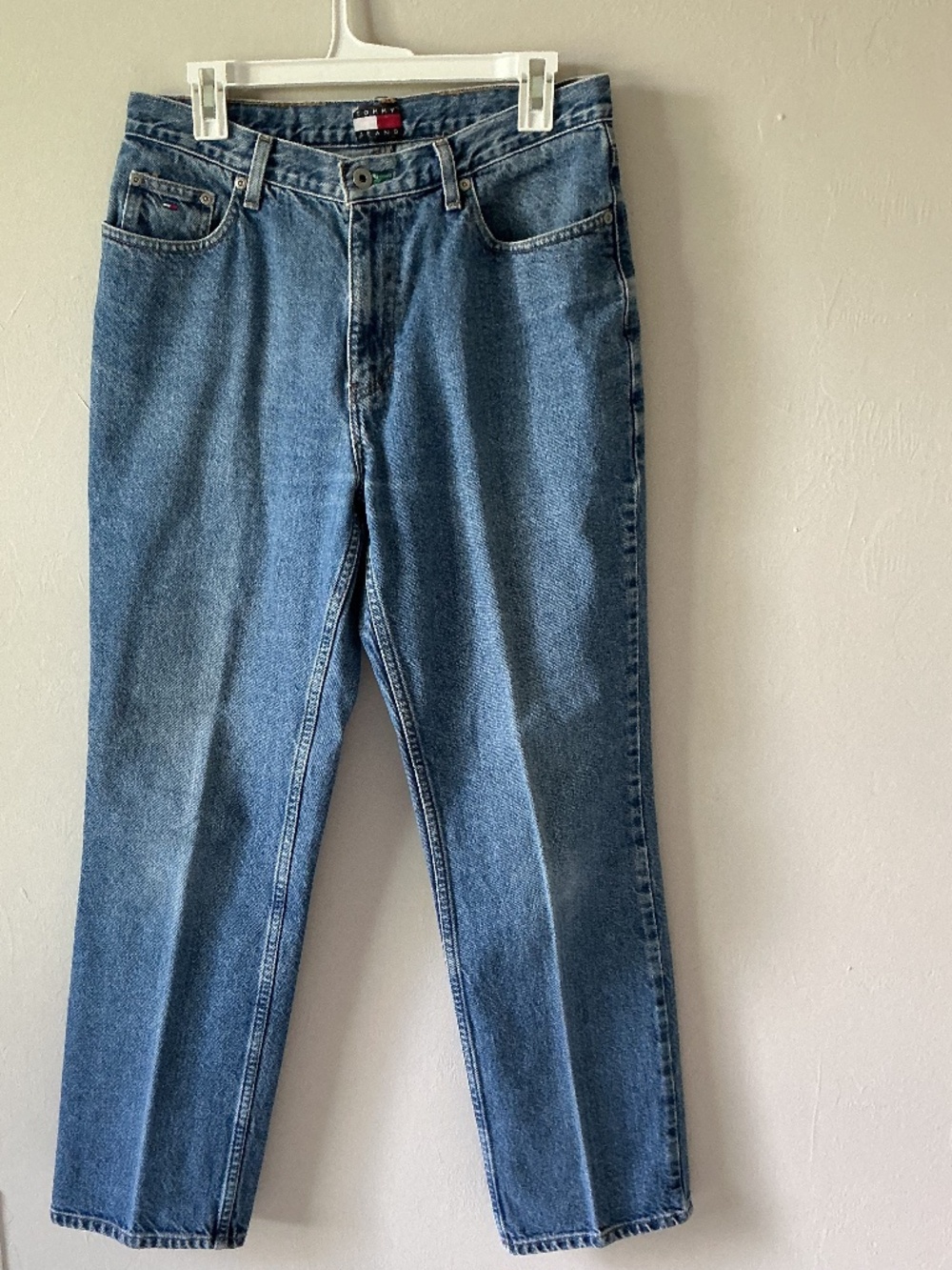 VINTAGE TOMMY HILIFIGER JEANS (size: 33x32)